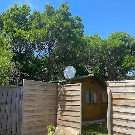 Le De La Guest house *