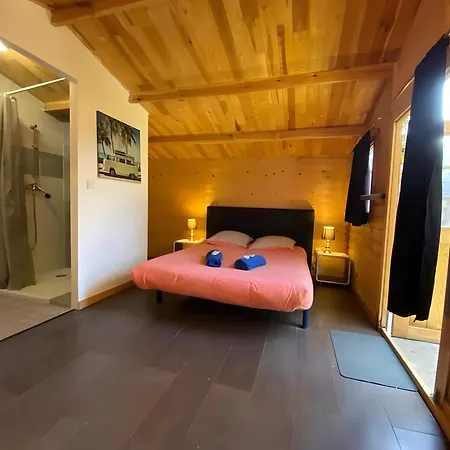 Guest house Le De La *