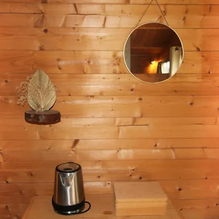 Le De La Guest house