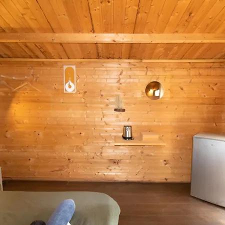 Le De La Guest house *