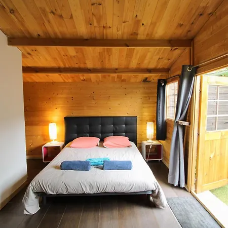 Guest house Le De La