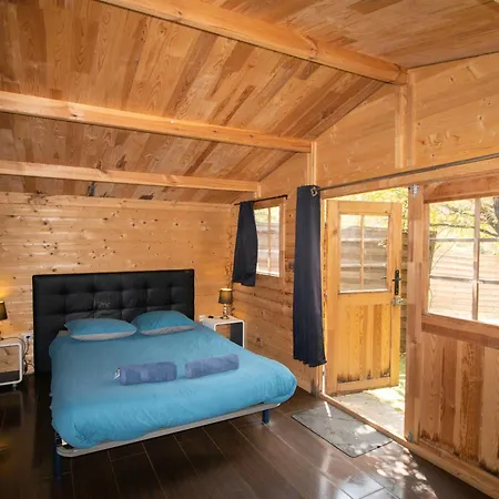 Le De La Guest house