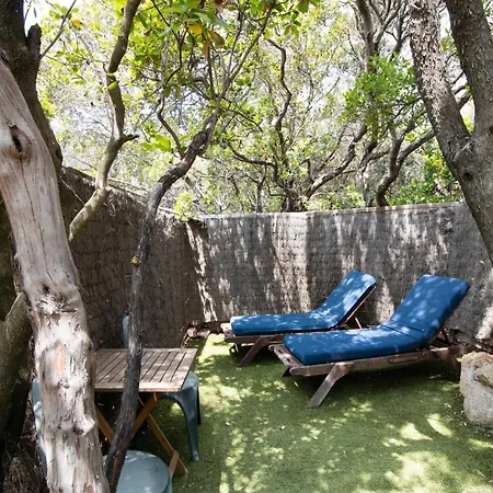 Guest house Le De La