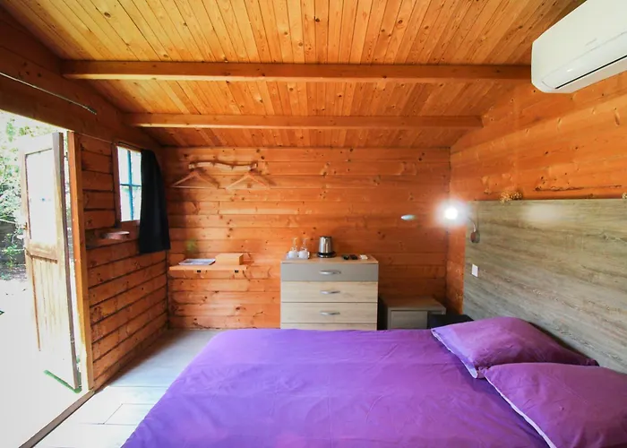 Guest house Le De La