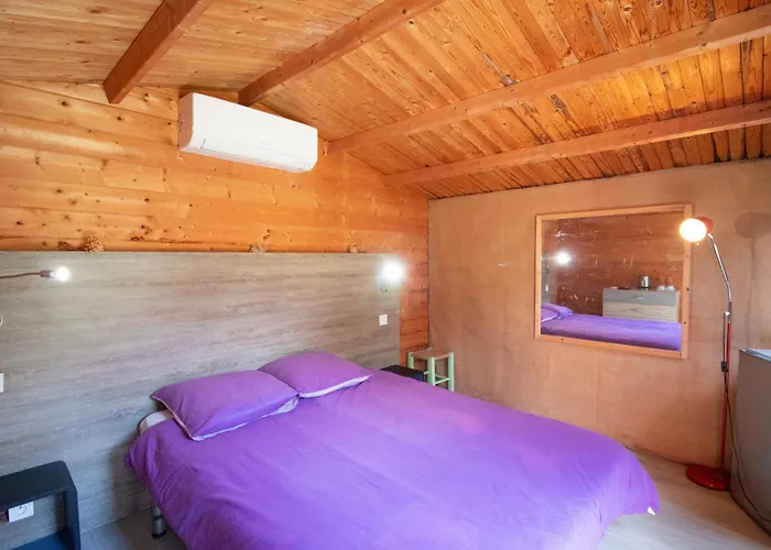 Le De La Guest house